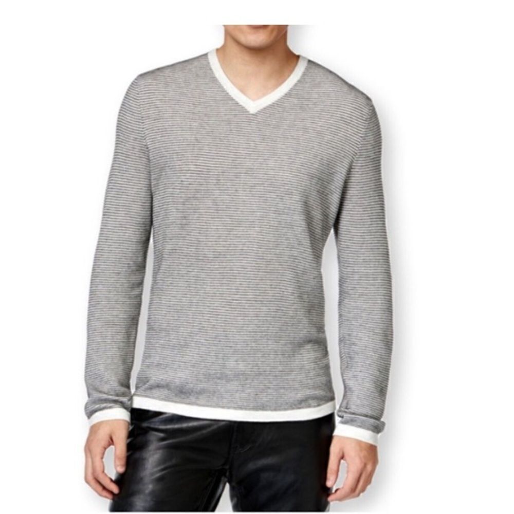 Take 50% OFF- Express Modern Fit Extra Fine Merino Wool Men’s Sweater, Size-L